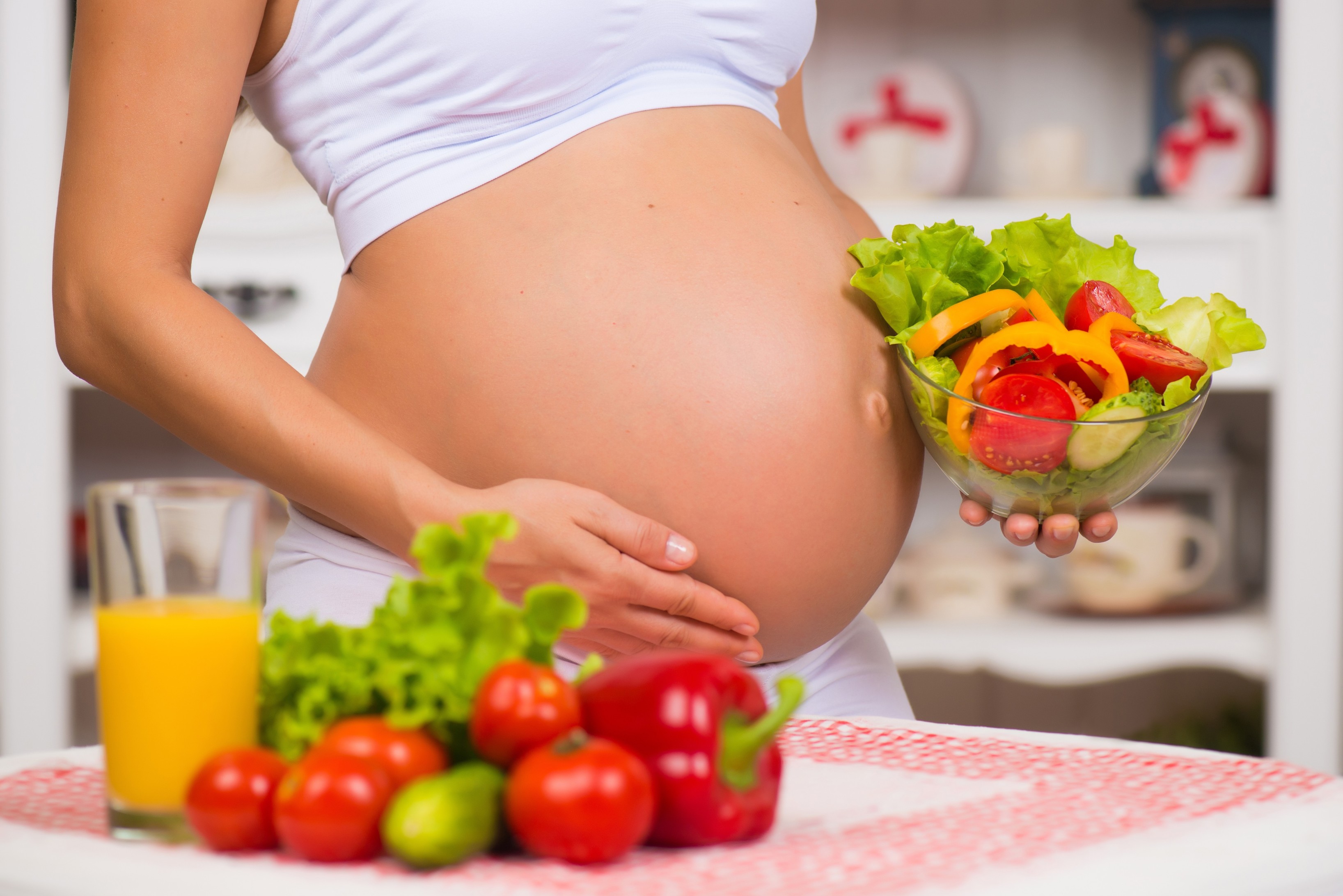 Почему у беременной после еды. Рациональное питание беременных. Здоровое питание беременной женщины.